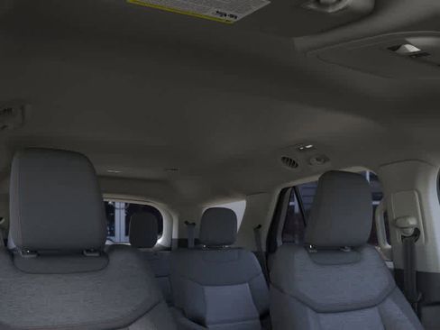 New 2026 Ford Explorer Active AWD/4WD image 22