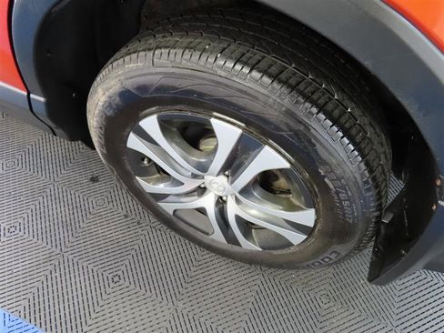 Used 2016 Toyota RAV4 LE image 7