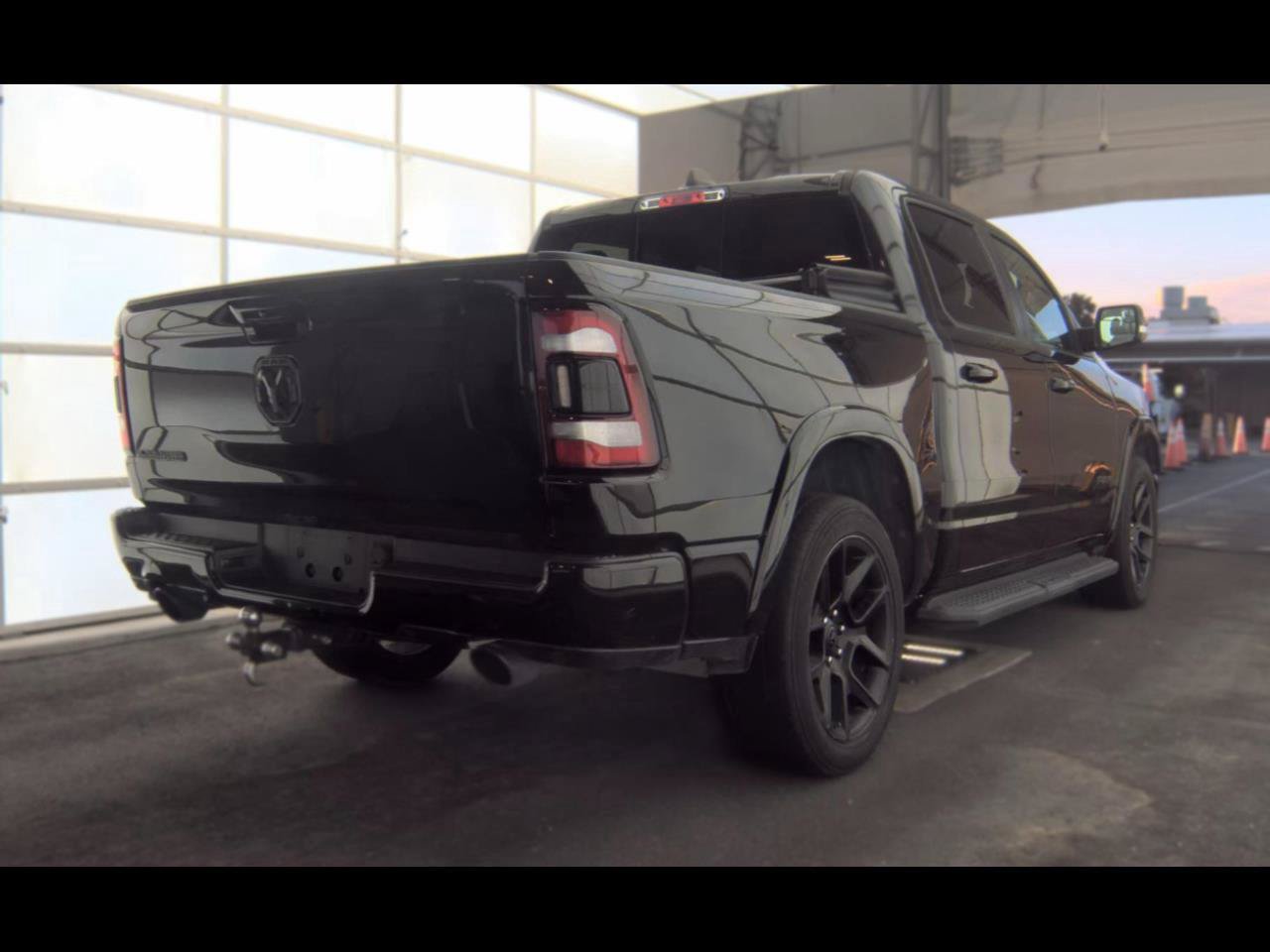 Used 2022 RAM 1500 Laramie RWD image 2
