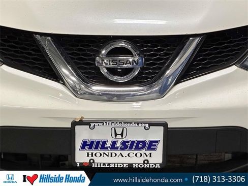 Used 2017 Nissan Rogue Sport SL image 9