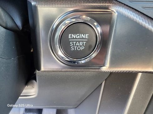 New 2025 Ford F150 Lariat w/ Equipment Group 502A High image 28