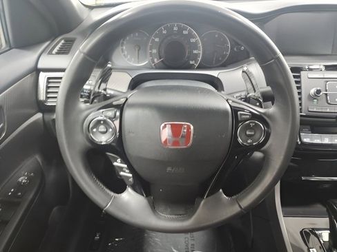 Used 2016 Honda Accord Sport image 23