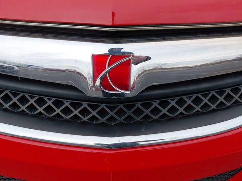 Used 2009 Saturn Vue Red Line w/ Convenience Package image 9