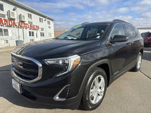 Used 2018 GMC Terrain SLE w/ Driver Convenience Package FWD image 1