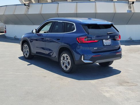 Used 2023 BMW X1 xDrive28i AWD/4WD image 2