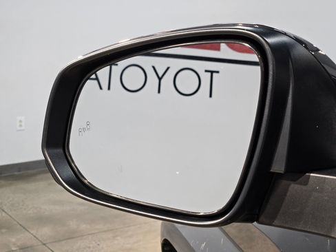 Used 2025 Toyota Tacoma SR5 image 22