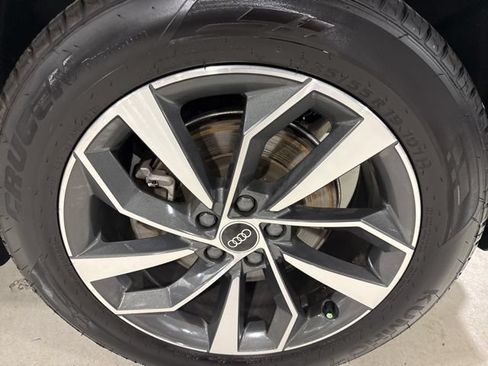 Used 2023 Audi Q5 2.0T Premium Plus AWD/4WD image 10