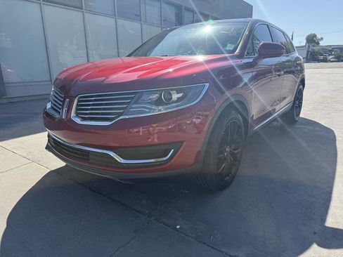 Used 2018 Lincoln MKX Reserve image 2