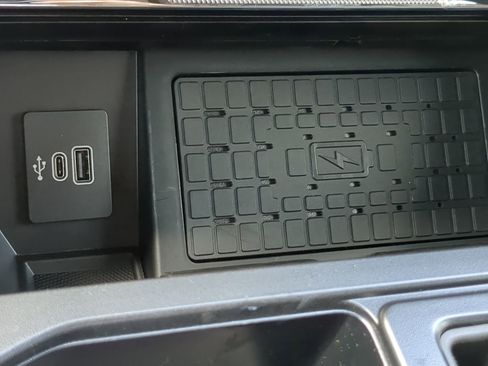 New 2025 Ford F150 Lariat w/ Equipment Group 502A High image 53