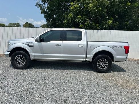 Used 2019 Ford F150 Lariat w/ Equipment Group 502A Luxury AWD/4WD image 2
