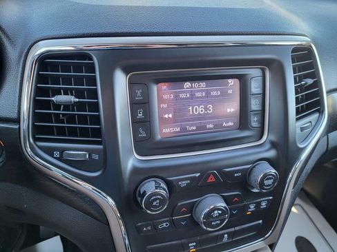 Used 2014 Jeep Grand Cherokee Laredo w/ Quick Order Package 23E image 16