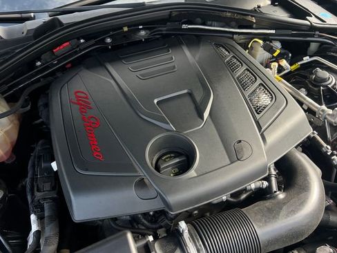 Used 2020 Alfa Romeo Giulia Ti image 37