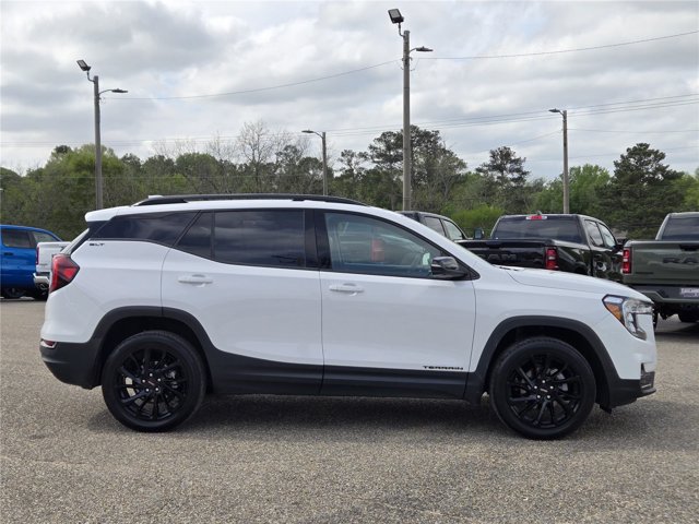 Used 2023 GMC Terrain SLT w/ Tech Package AWD/4WD image 12