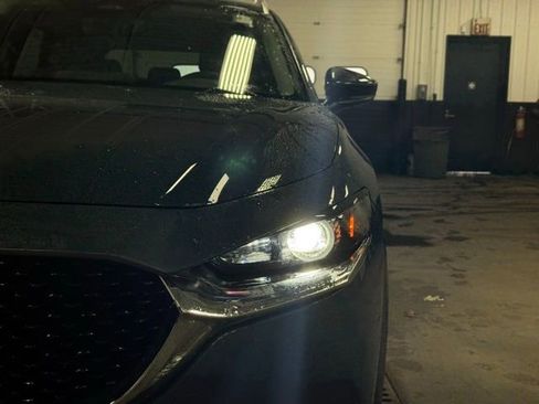 Used 2025 MAZDA CX-30 AWD 2.5 S w/ Preferred Package image 3