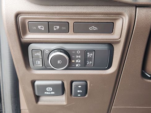 Used 2022 Ford F150 King Ranch w/ Equipment Group 601A High AWD/4WD image 22