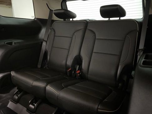 Used 2017 GMC Acadia Denali w/ Technology Package image 20