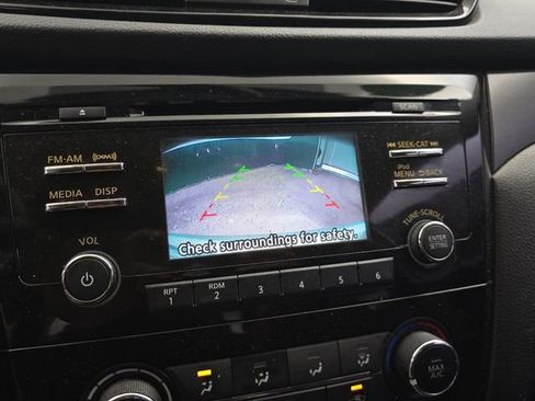 Used 2017 Nissan Rogue Sport S FWD image 23