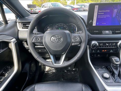 Used 2024 Toyota RAV4 XSE w/ Weather Package AWD/4WD image 5