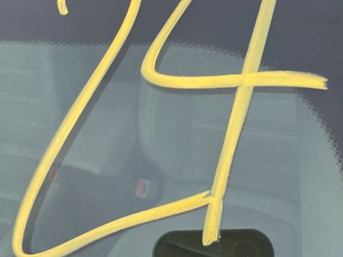 Used 2018 Honda CR-V Touring image 32