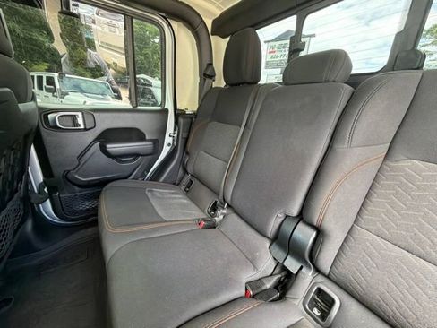 Used 2023 Jeep Gladiator Mojave w/ Trailer Tow Package AWD/4WD image 67