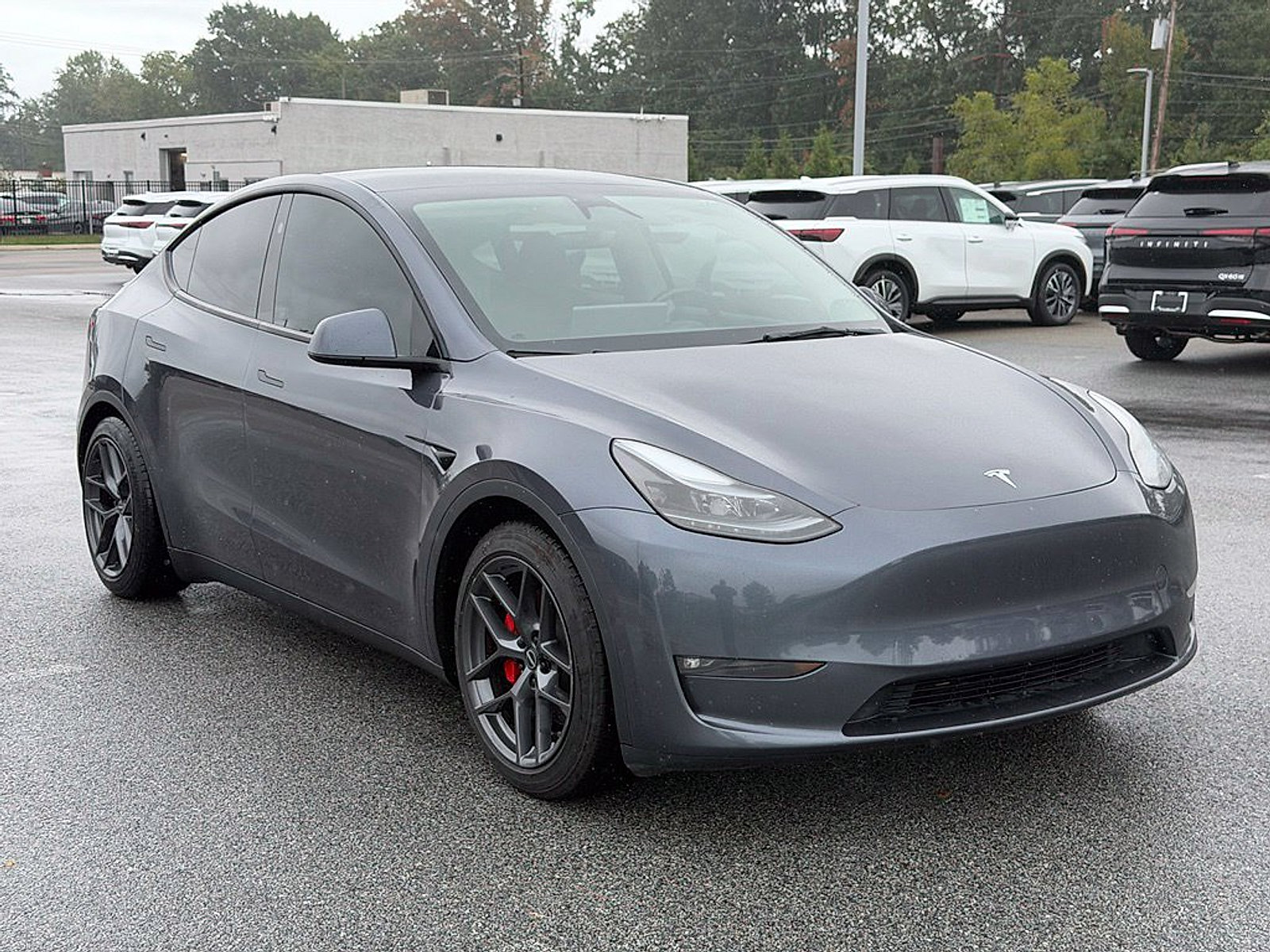 Used 2023 Tesla Model Y Performance AWD/4WD image 1