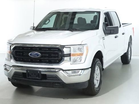 Used 2022 Ford F150 XLT w/ Trailer Tow Package image 3