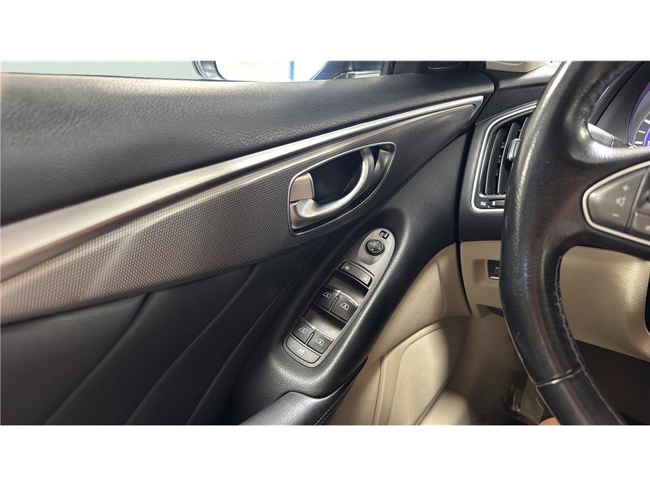 Used 2015 INFINITI Q50 Premium w/ Navigation Package RWD image 39