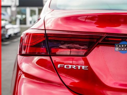 Certified 2023 Kia Forte LXS image 9