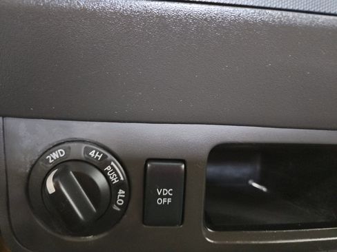 Used 2011 Nissan Frontier SV w/ SV Premium Utility Pkg image 17