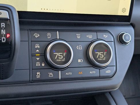 New 2026 Land Rover Defender 110 S AWD/4WD image 19
