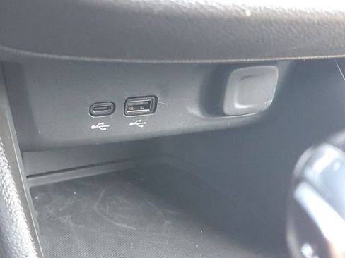 Certified 2024 Buick Envista Sport Touring w/ Convenience I Package FWD image 28
