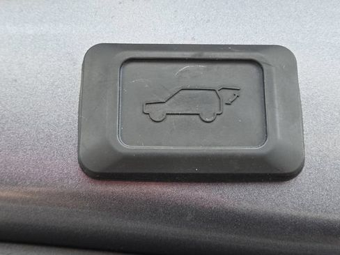 Used 2023 Toyota RAV4 XLE w/ Convenience Package AWD/4WD image 18