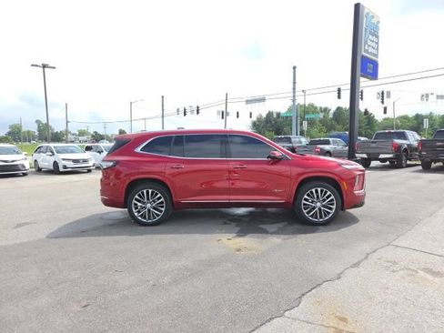 Used 2025 Buick Enclave Avenir w/ Super Cruise Package AWD/4WD image 5