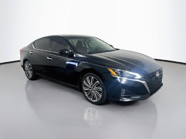 Used 2024 Nissan Altima 2.5 SL FWD image 24