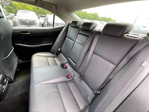 Used 2017 Lexus IS 200t w/ Premium Package RWD image 14