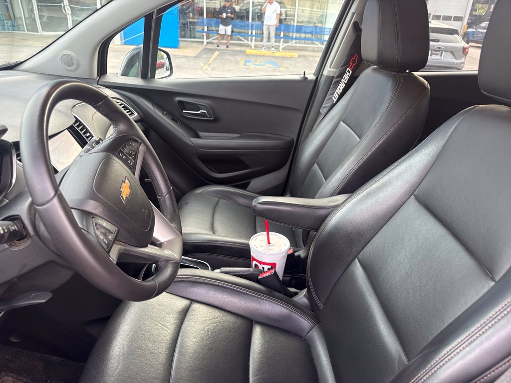 Used 2020 Chevrolet Trax Premier AWD/4WD image 8