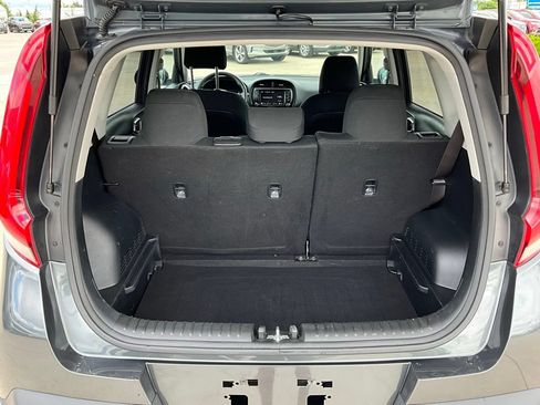 Used 2022 Kia Soul LX FWD image 19