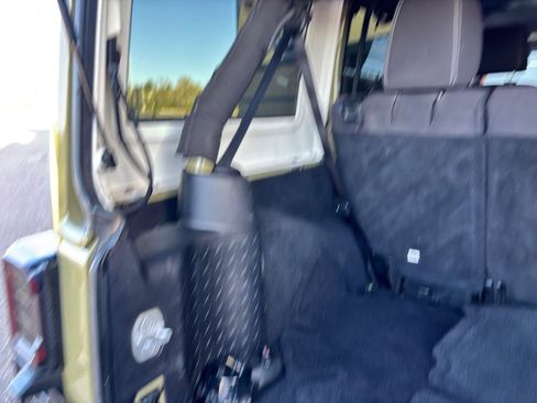 Used 2013 Jeep Wrangler Unlimited Rubicon w/ Connectivity Group image 37