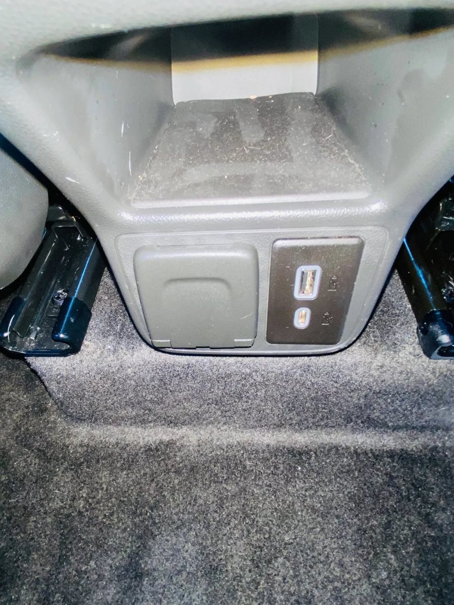 Used 2023 Chevrolet TrailBlazer RS w/ Sun and Liftgate Package FWD image 19
