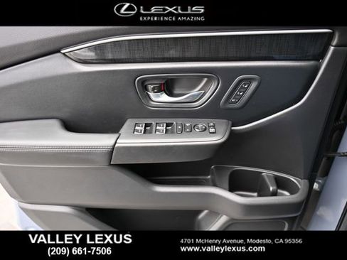 Used 2024 Honda Pilot Elite image 19