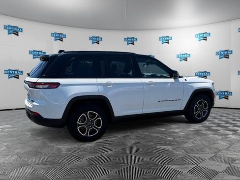 Used 2022 Jeep Grand Cherokee Trailhawk AWD/4WD image 6
