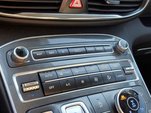 Used 2023 Hyundai Santa Fe SEL image 28