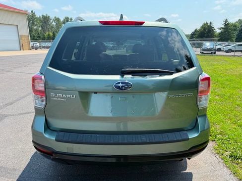 Used 2018 Subaru Forester 2.5i w/ Alloy Wheel Package AWD/4WD image 2