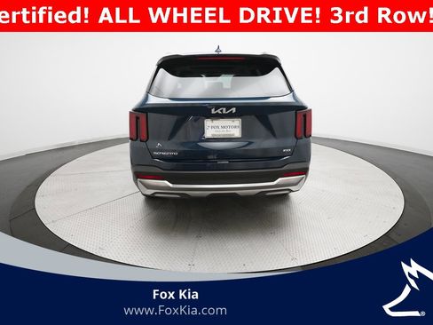Certified 2024 Kia Sorento S w/ Panoramic Sunroof Package image 26
