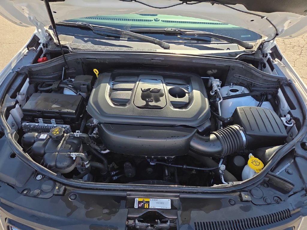 Used 2020 Jeep Grand Cherokee Altitude AWD/4WD image 24