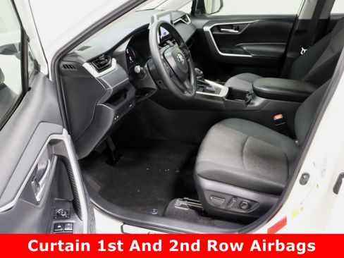 Used 2024 Toyota RAV4 XLE image 14