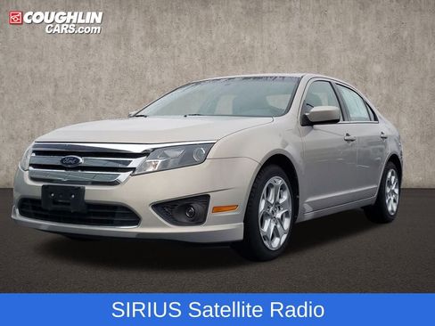 Used 2010 Ford Fusion SE image 4
