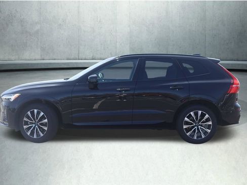 Used 2024 Volvo XC60 B5 Plus w/ Protection Package Premier AWD/4WD image 13