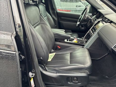 Used 2019 Land Rover Discovery HSE image 6