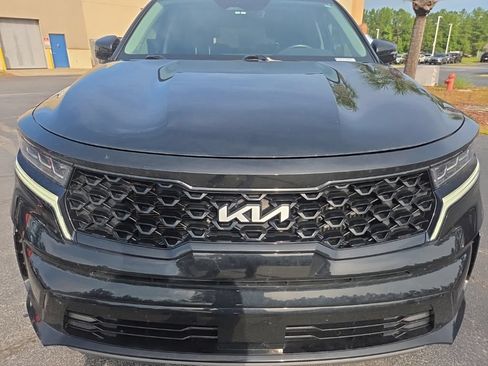 Used 2023 Kia Sorento SX AWD/4WD image 9